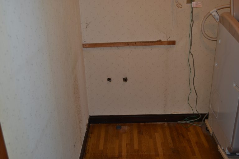 宮崎市 リフォーム 洗面化粧台 施工中