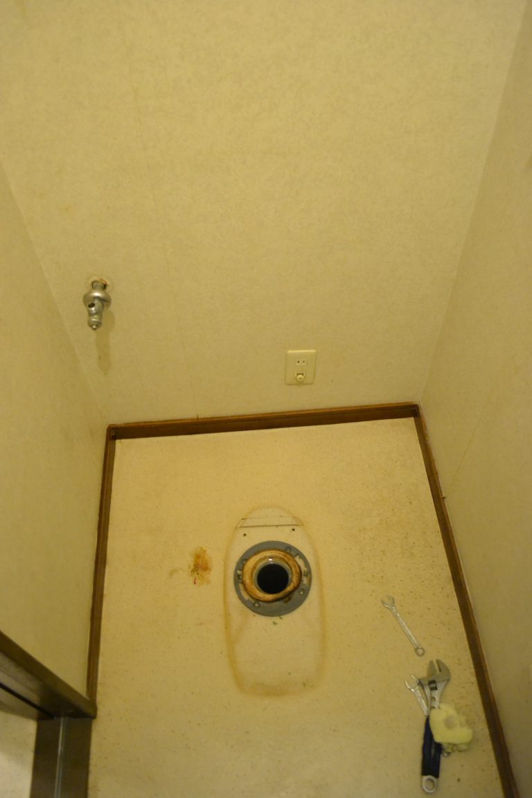 宮崎市 H様宅 トイレリフォーム 施工中