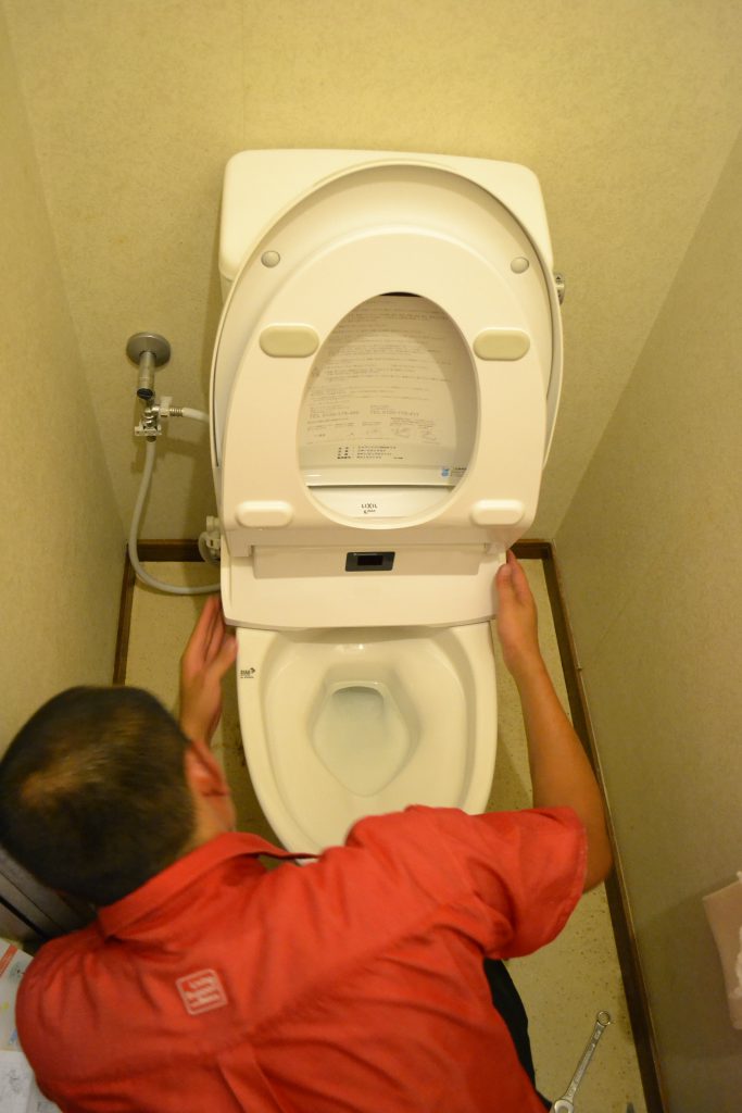 宮崎市 トイレリフォーム 取付 スタッフ