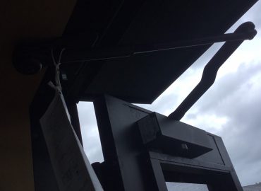 宮崎市のドアクローザー取替え