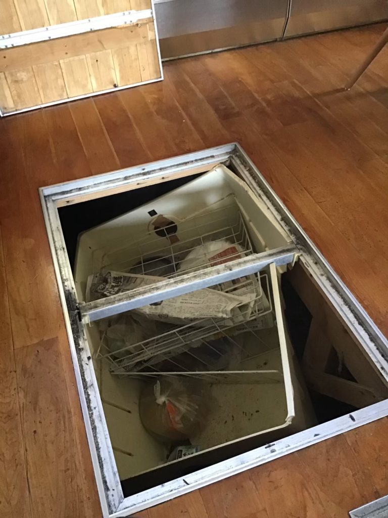 床下収納リフォーム施工前