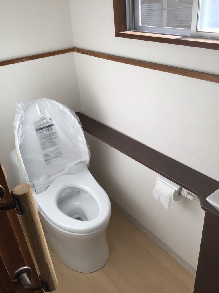 トイレリフォーム施行中