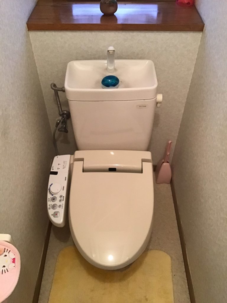 トイレリフォーム施工前