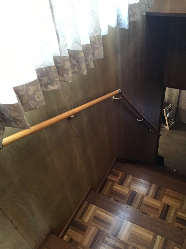 階段手すり取付後