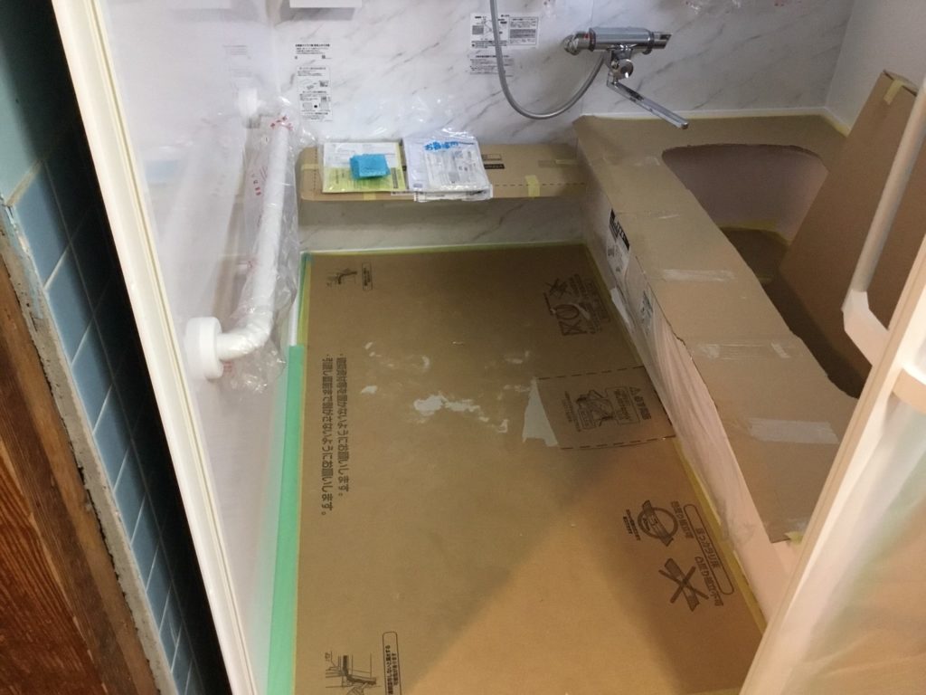 バスリフォーム施工中