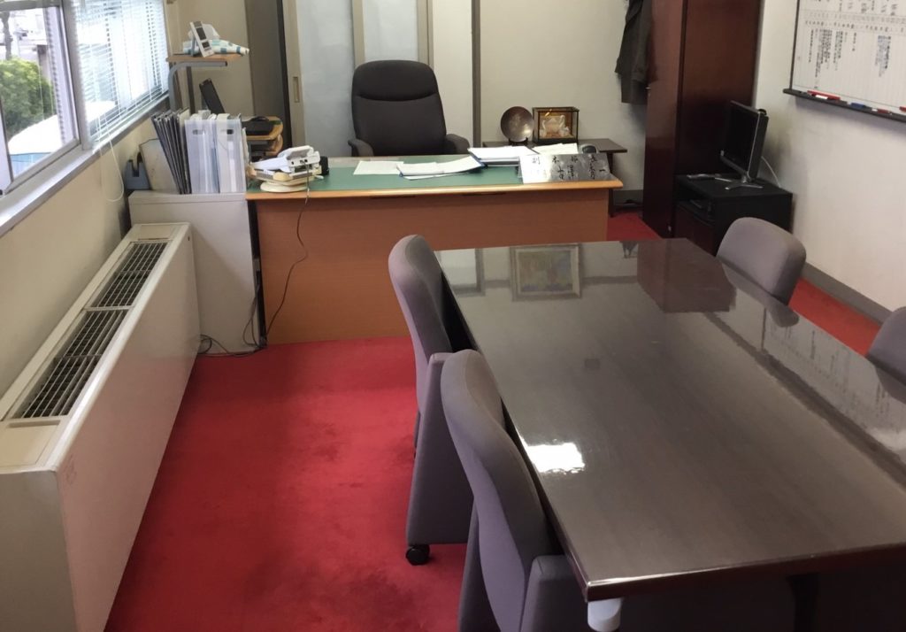 フロアカーペット張替前