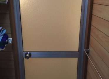 宮崎市の浴室開き戸交換
