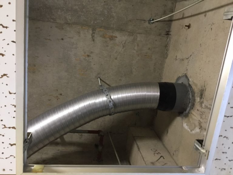 給湯室換気扇交換施工後