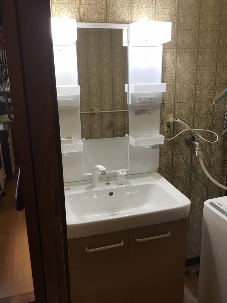 洗面化粧台リフォーム後