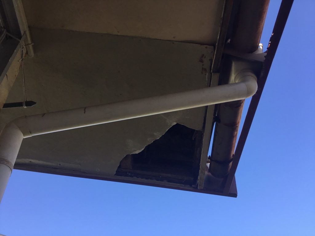 雨漏り補修施工前