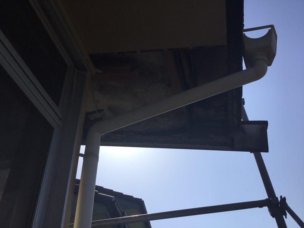 雨漏り補修施工前