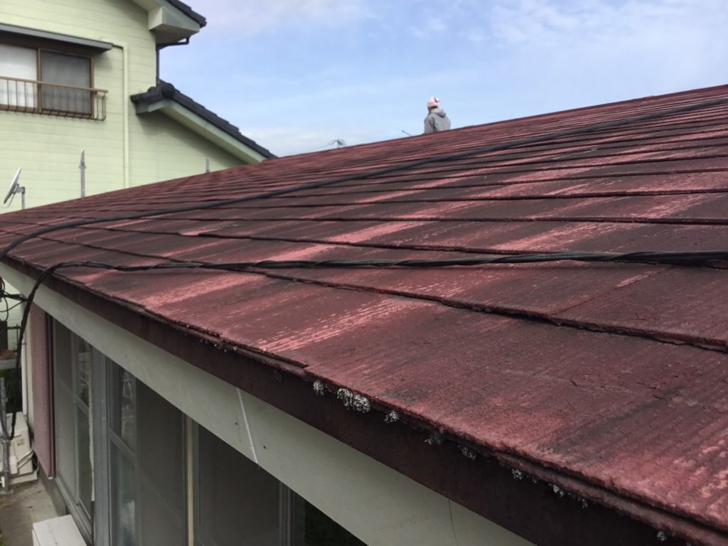 雨漏り補修施工中