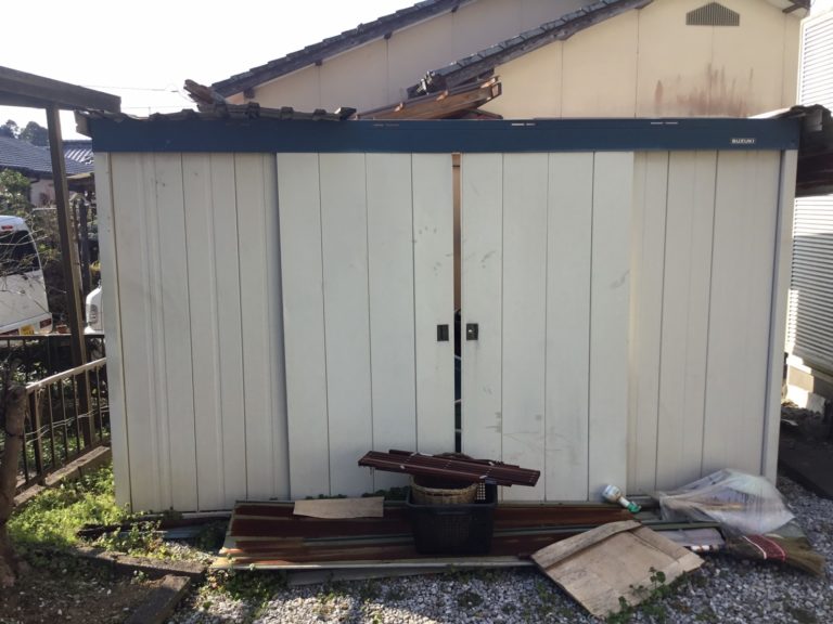 倉庫内不用品処理＆倉庫解体作業中