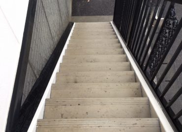 宮崎市の階段高圧洗浄