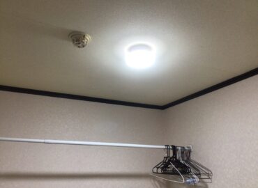 洗面室照明取替