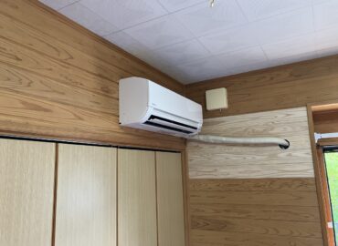 エアコン設置＆壁補修工事